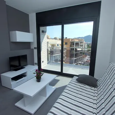 Inmosantos Nuria Apartment *