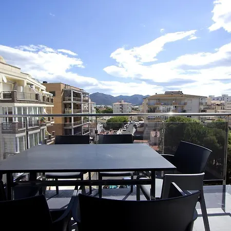 Inmosantos Nuria Apartment