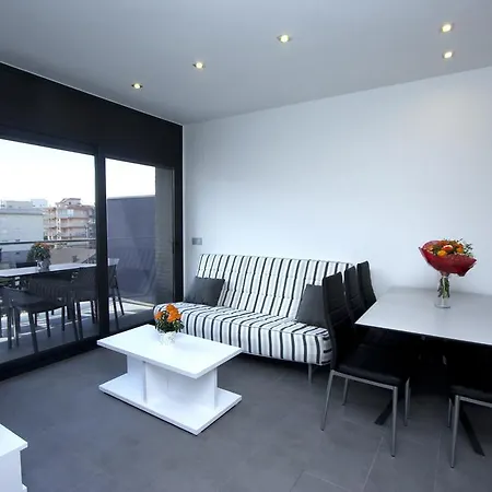 Inmosantos Nuria Apartment Roses